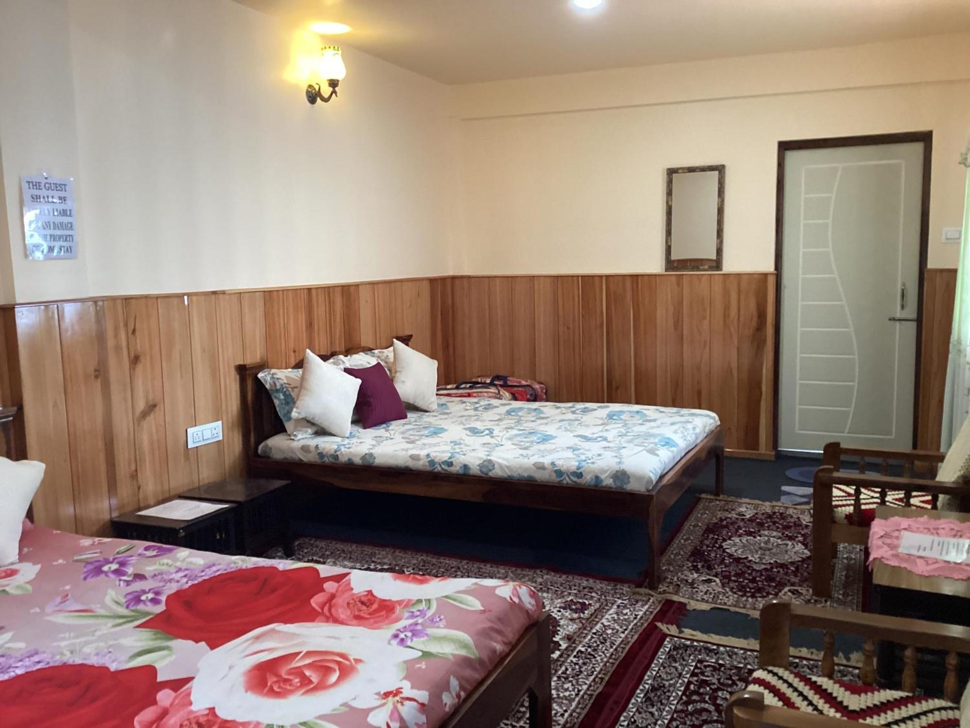Waruhang Homestay Дарджилінг Екстер'єр фото